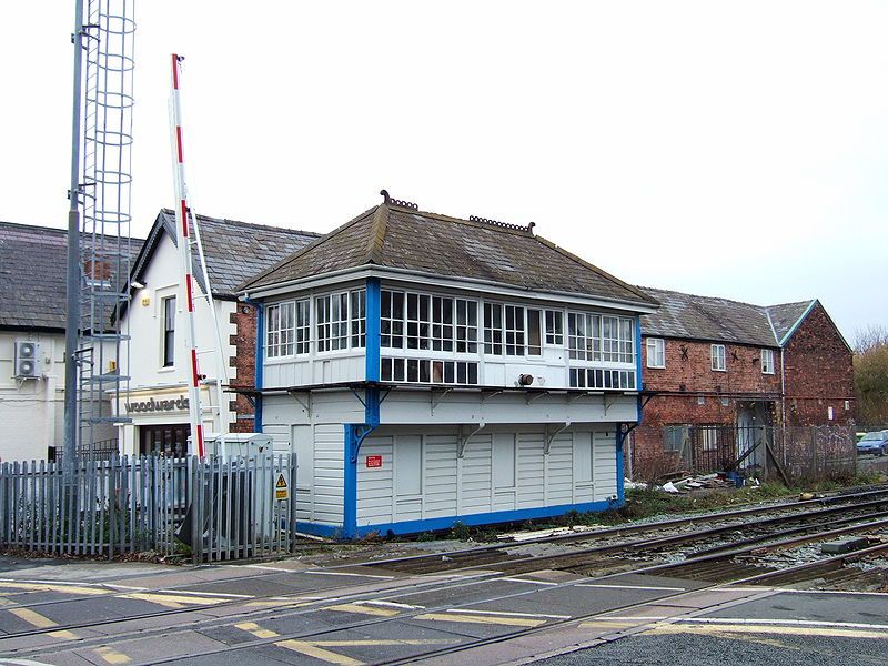 File:Birkdale signal box.JPG