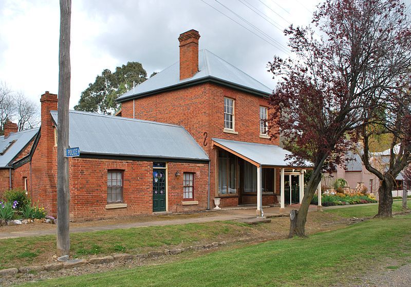 File:Carcoar Saddlery.JPG