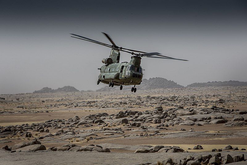 File:Chinook Mali MINUSMA.jpg