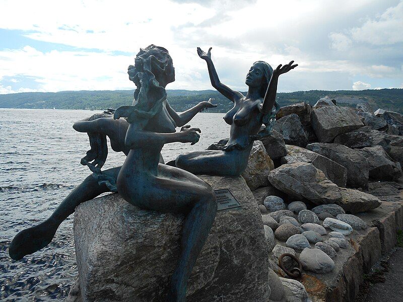 File:Drøbak mermaids.jpg