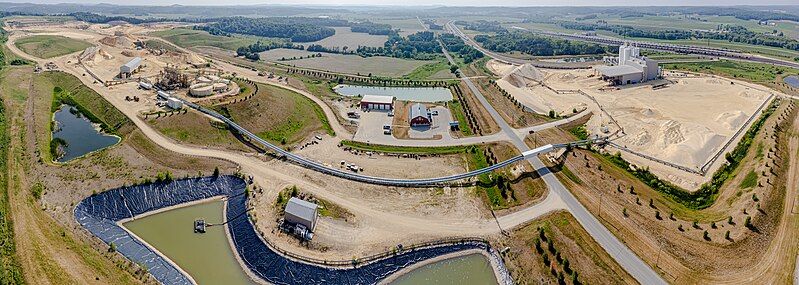 File:Frac sand facility.jpg