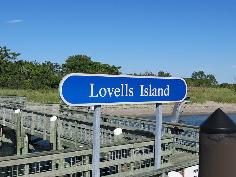 File:Lovells Island Sign.JPG