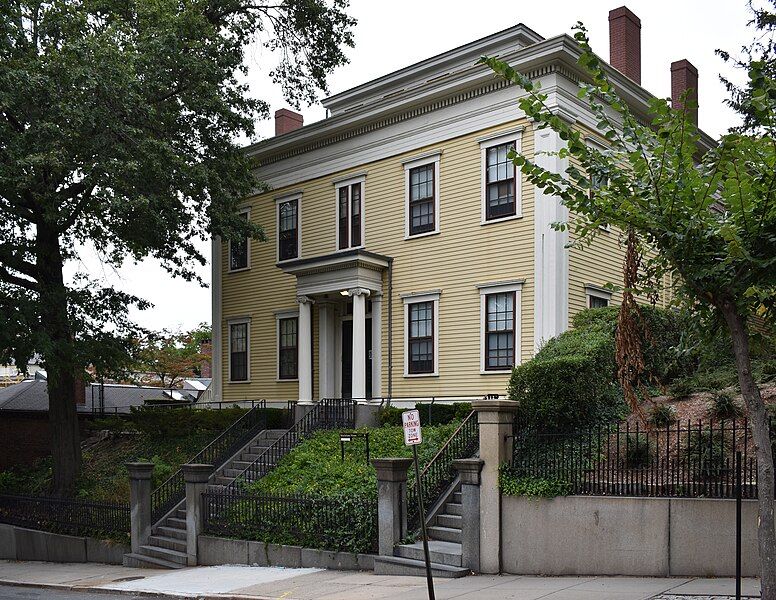 File:MacFarlane House (Brown).jpg