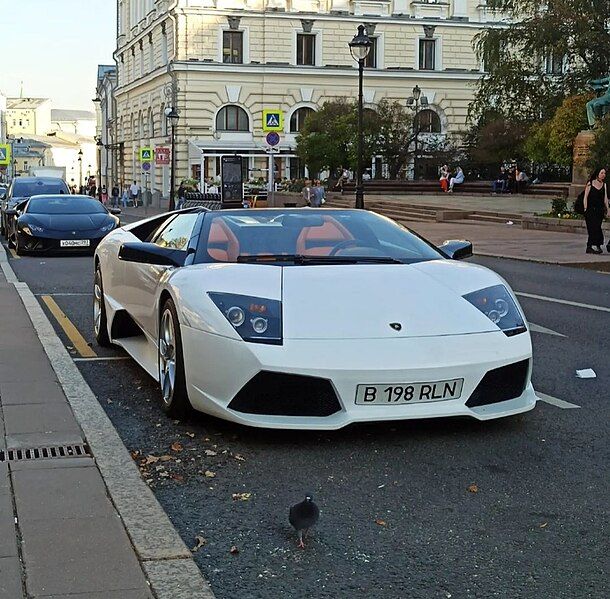 File:Murcielago Bolshaya Nikitskaya.jpg