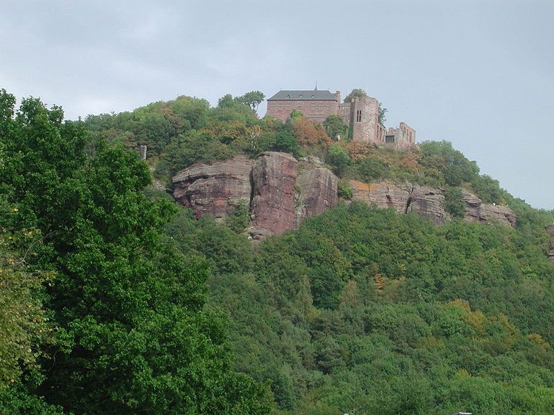 File:Nideggen Burg.JPG