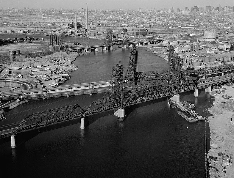 File:Path bridge hackensack.jpg