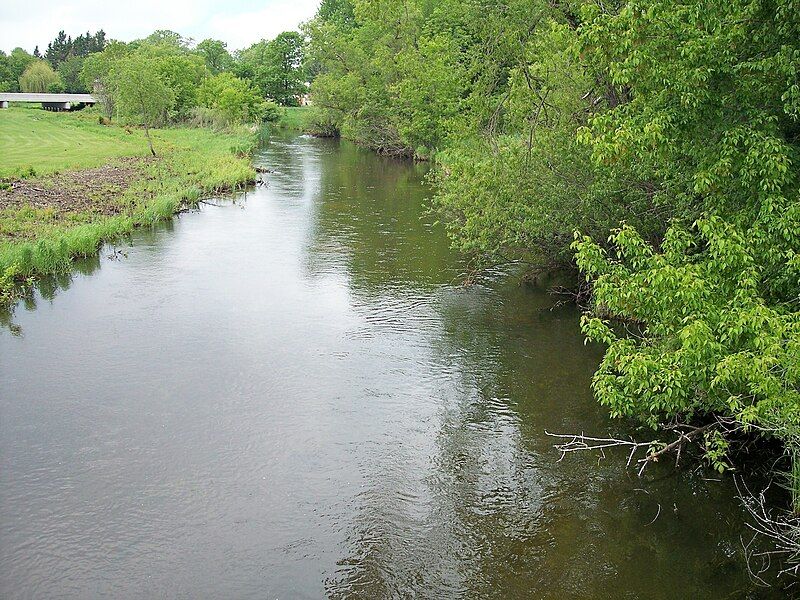 File:Redeye River.jpg