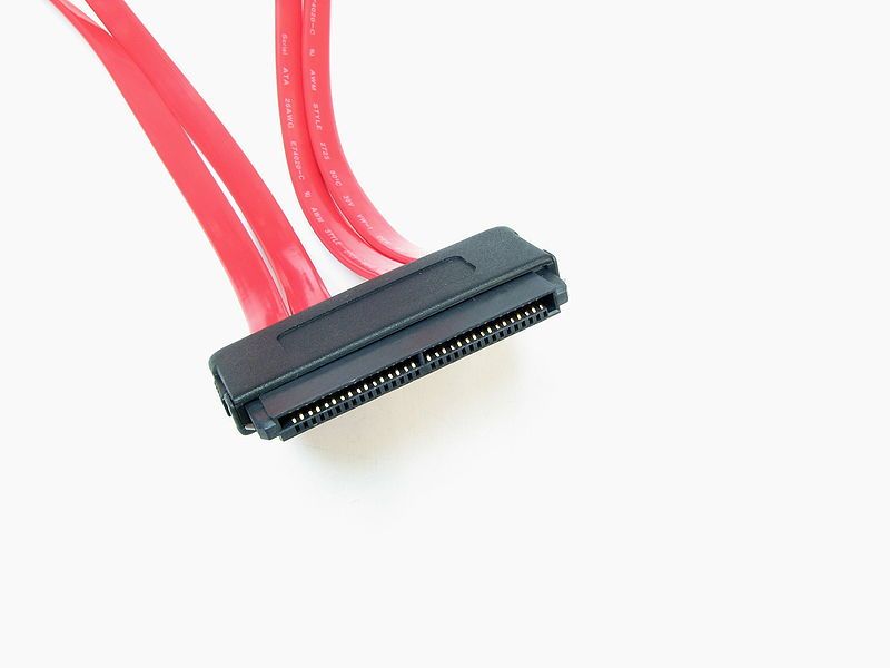 File:SFF-8484-internal-connector-0a.jpg