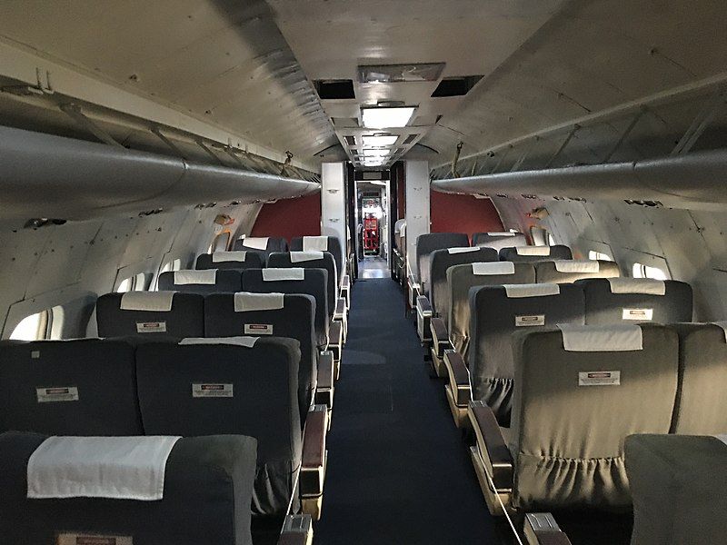 File:Super Constellation Cabin.jpg