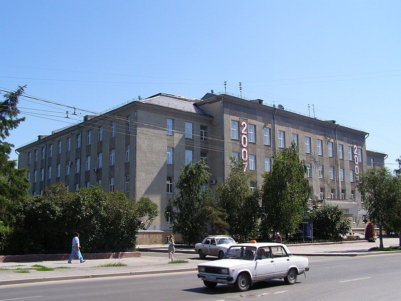 File:Tjumena Ŝtata Universitato.jpg