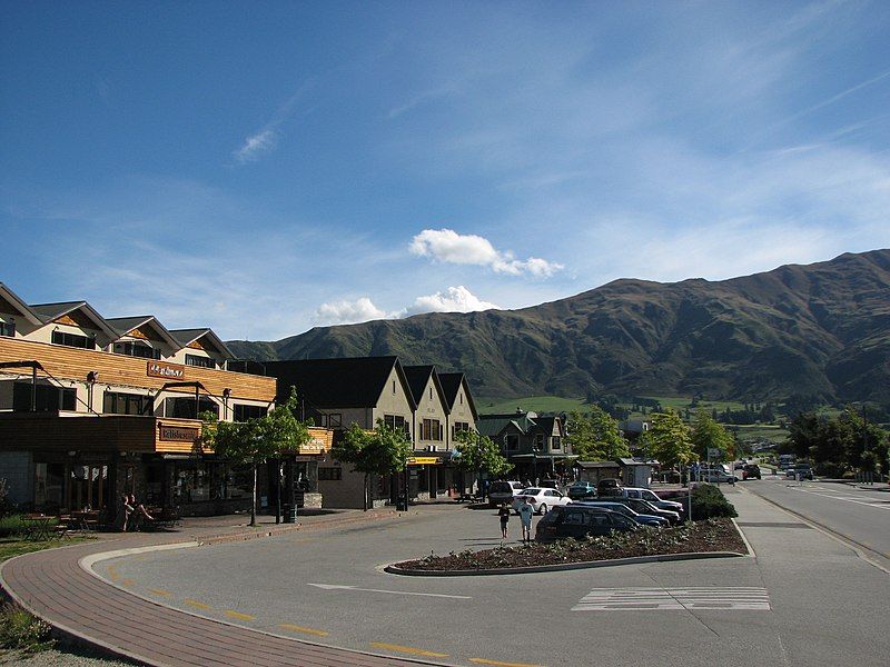 File:Wanaka.jpg