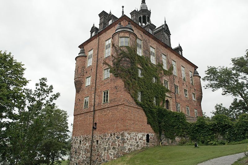 File:Wik´s Slott.jpg