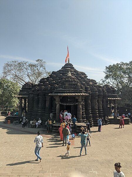 File:Ambernath Shiv Temple.jpg