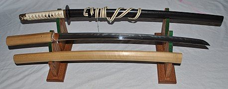 Antique Japanese katana with koshirae and shirasaya, attributed to Sukenao, 1600s