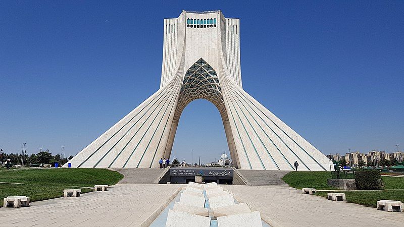 File:Azadi Tower (29358497718).jpg