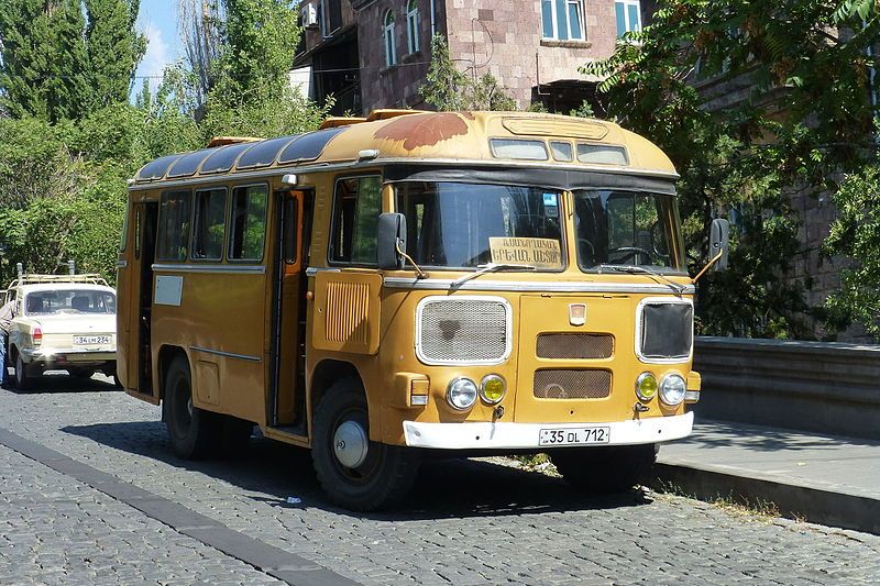 File:Bus in Yerevan.jpg