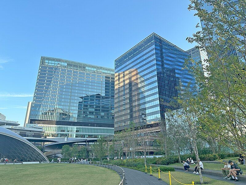 File:GRAND GREEN OSAKA.jpg