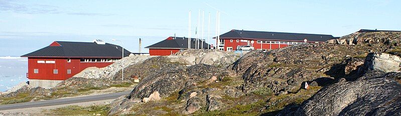 File:Hotel-Arctic.jpg