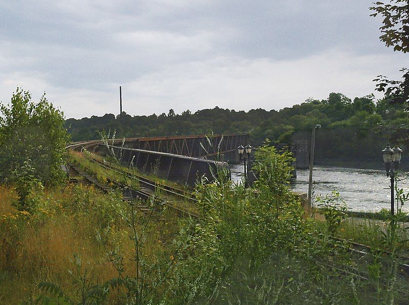 File:Kennebec river.jpg