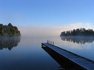 Lake mapourika, NZ