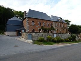 The town hall in Lalobbe