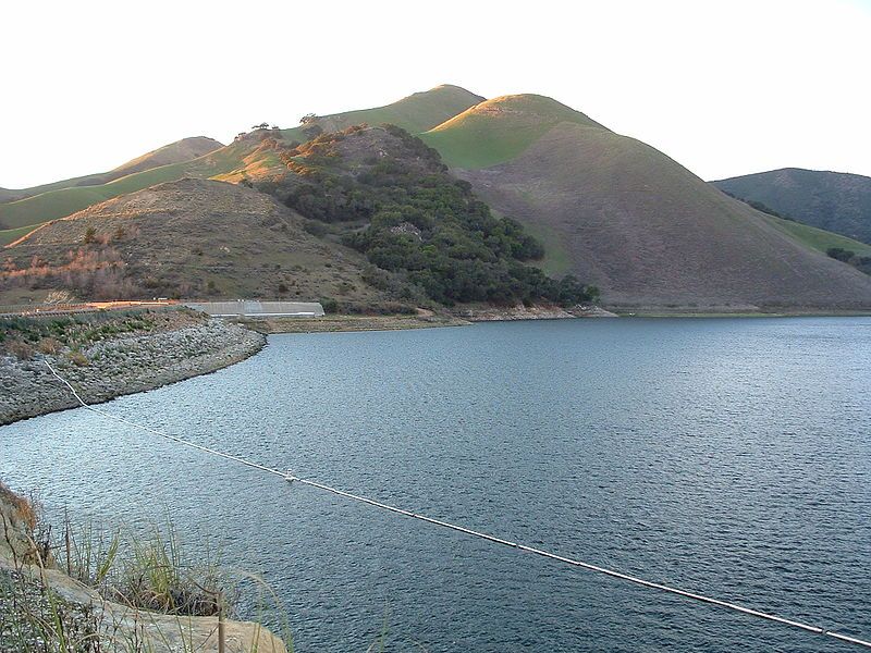 File:Lopez Lake 1.jpg