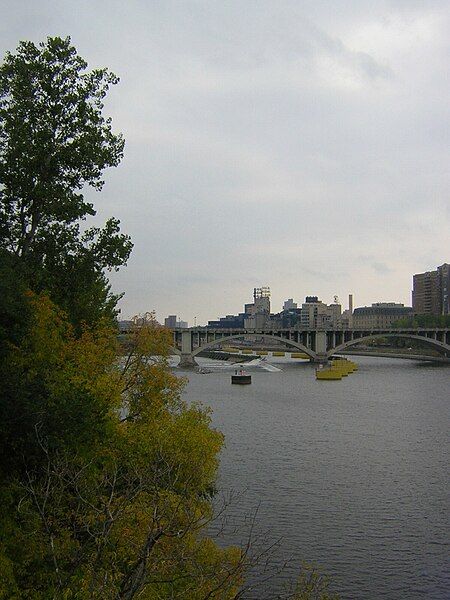 File:Mississippi-Minneapolis-20081005.jpg