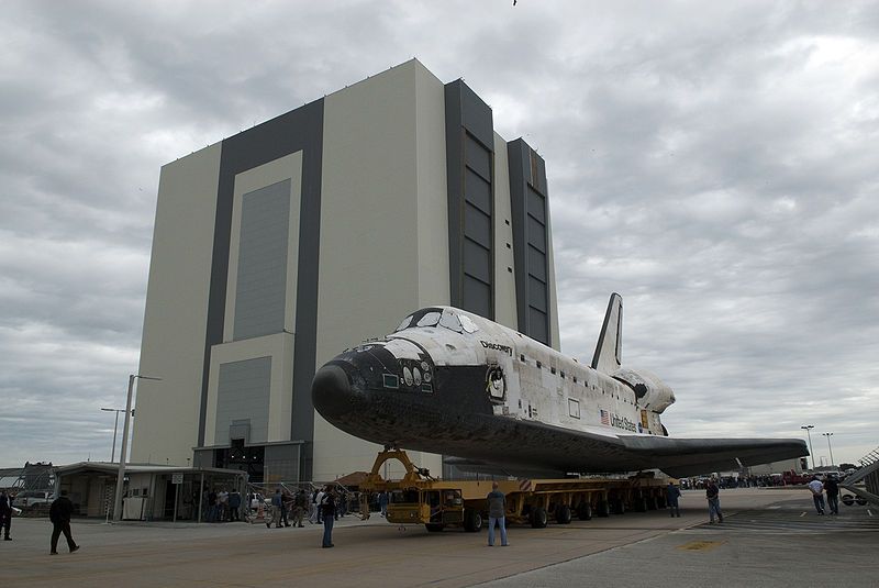 File:STS131 Discovery rollover3.jpg