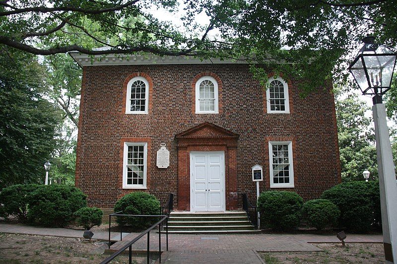 File:Thefallschurch.JPG