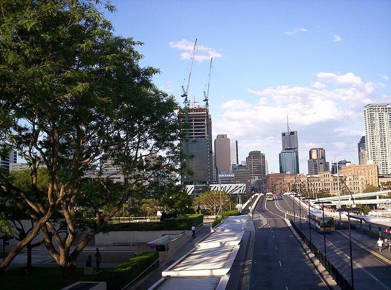 File:View-from-the-Cultural-Centre-Busway-Station-bridge-3.jpg