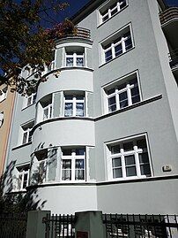 Main frontage at Nr.21