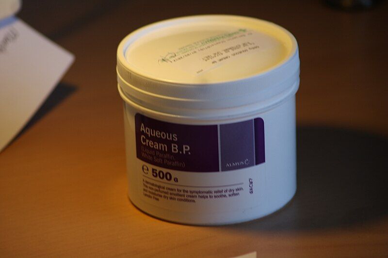 File:Aqueous cream B.P..JPG