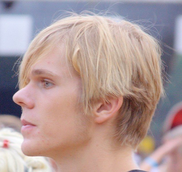 File:Blond profile.jpg