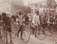 Riders at the 1907 Paris–Roubaix