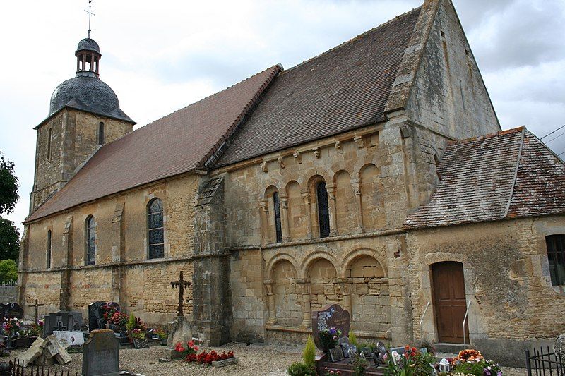 File:Eglise Courcy.JPG