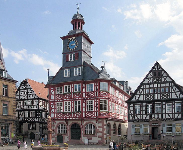 File:Heppenheim Rathaus RZ.jpg