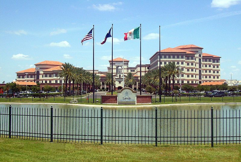 File:Laredo Medical Center.JPG