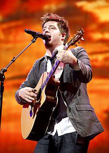 DeWyze performing in June 2010.