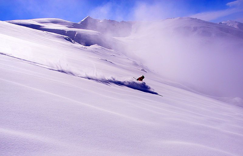 File:Lone skier.jpg