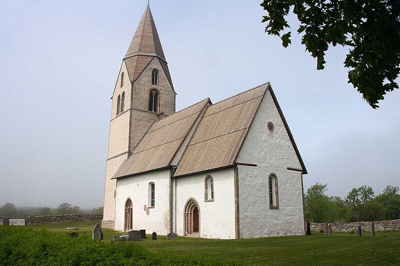 File:Sundre Kirche.JPG