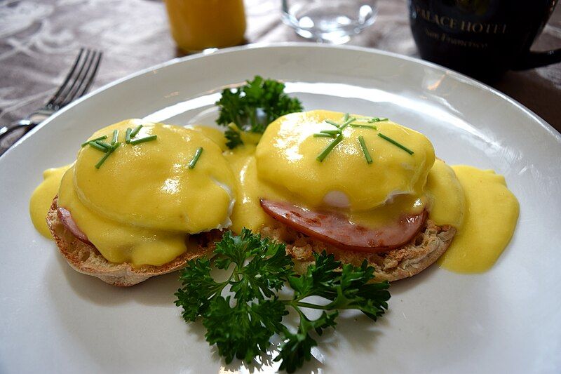 File:Traditional Eggs Benedict.jpg