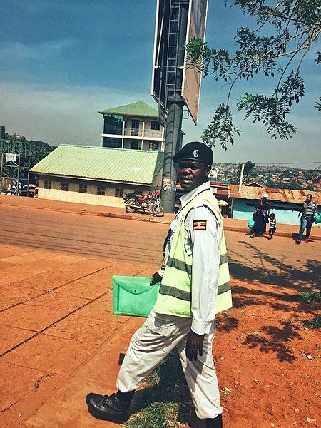 File:Traffic policeman.jpg