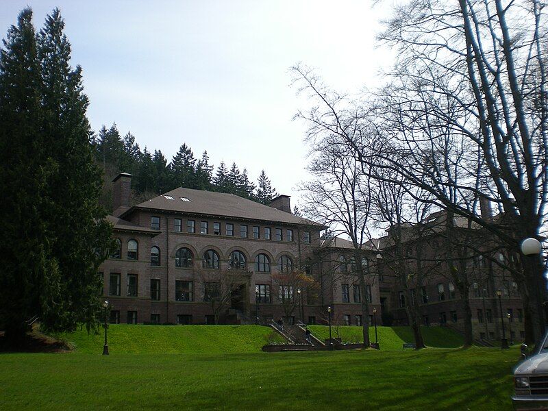 File:WWU Old Main.jpg