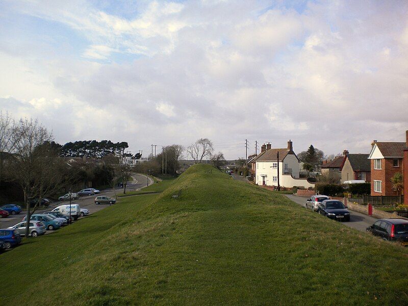 File:Wareham West Walls.JPG