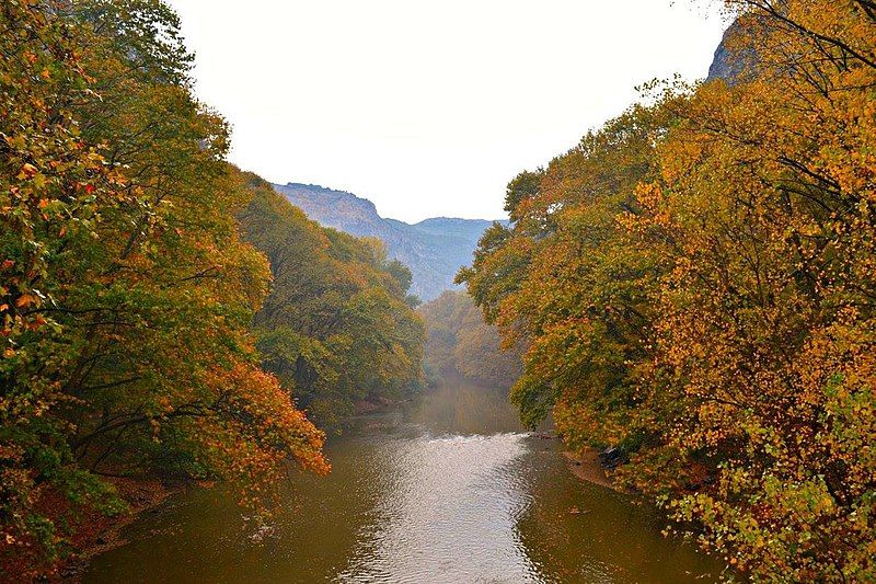 File:Πηνειός-Pinios river.jpg