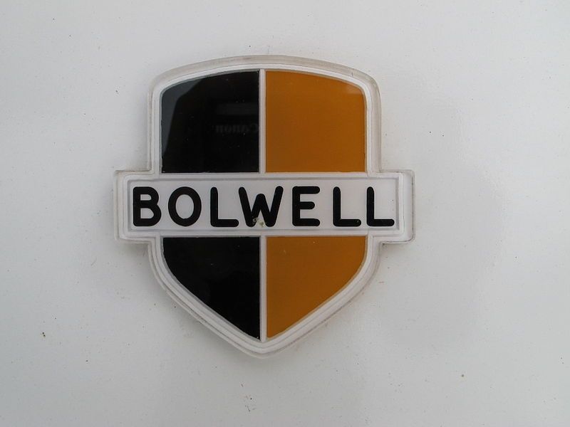 File:Bolwell car badge.jpg