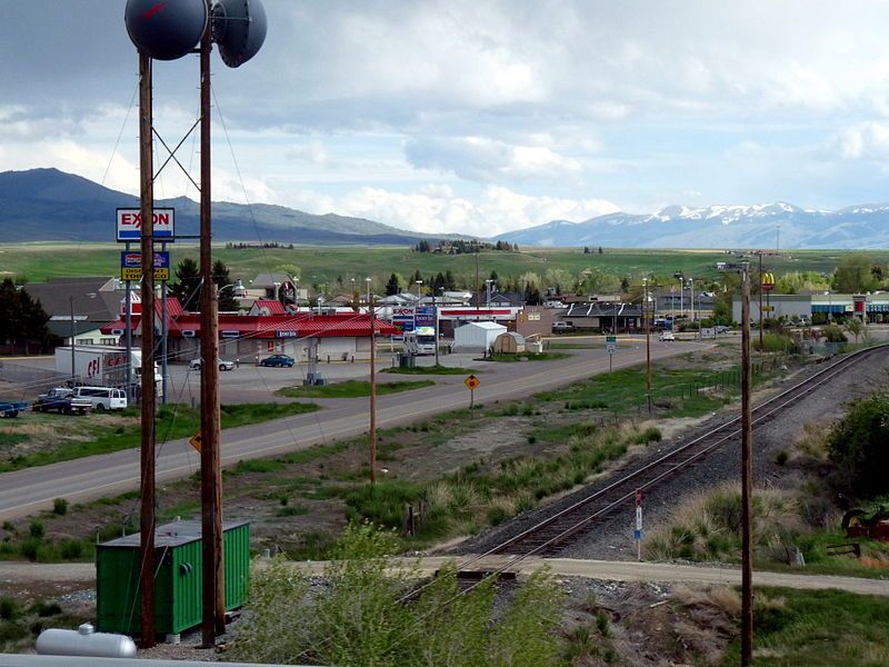 File:Dillon, Montana.jpg