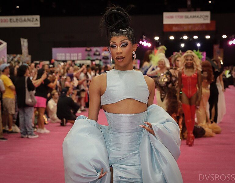 File:DragCon2024 @DVSROSS (231).jpg