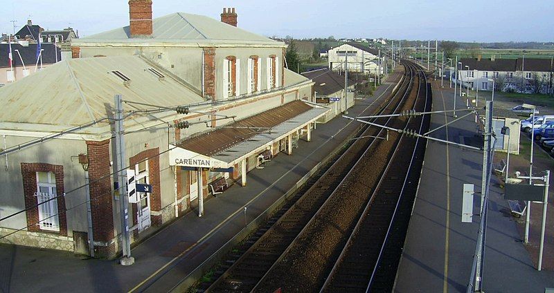 File:Gare de carentan.jpg