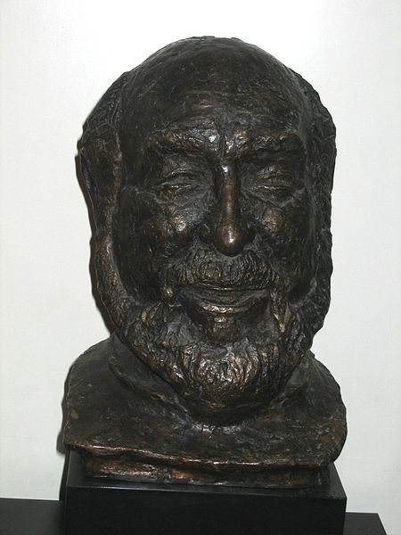 File:Habima bust2.jpg